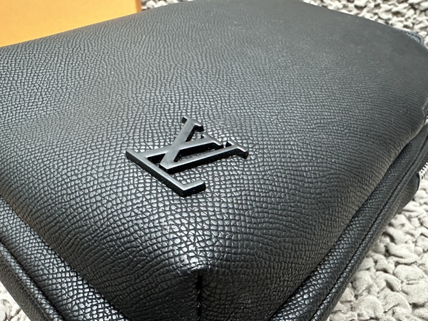 ルイヴィトンバッグ素材ディテール